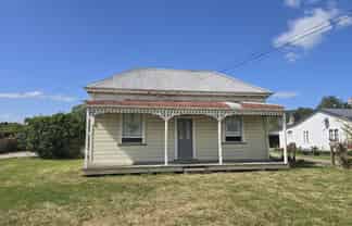 58 Main Road, Te Karaka