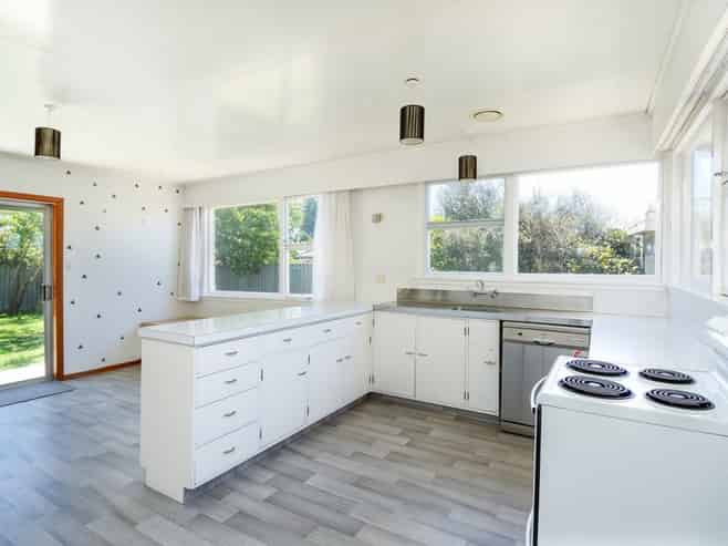 24 Leefield Street, Blenheim Central