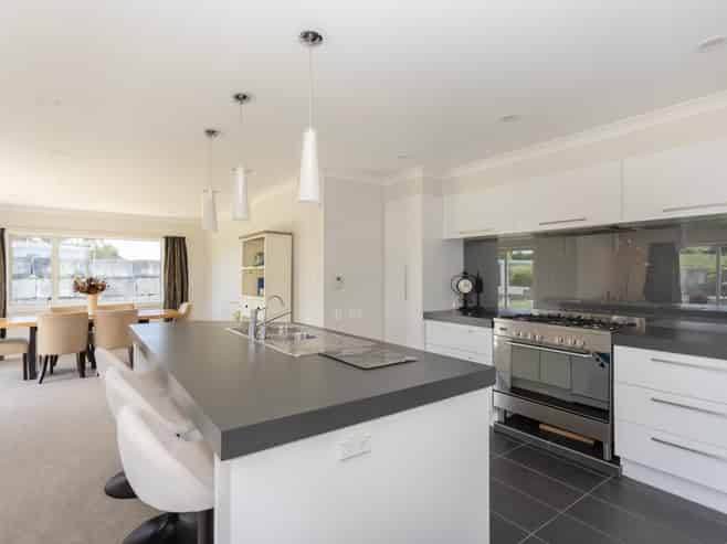 326 Homestead Road, Weston