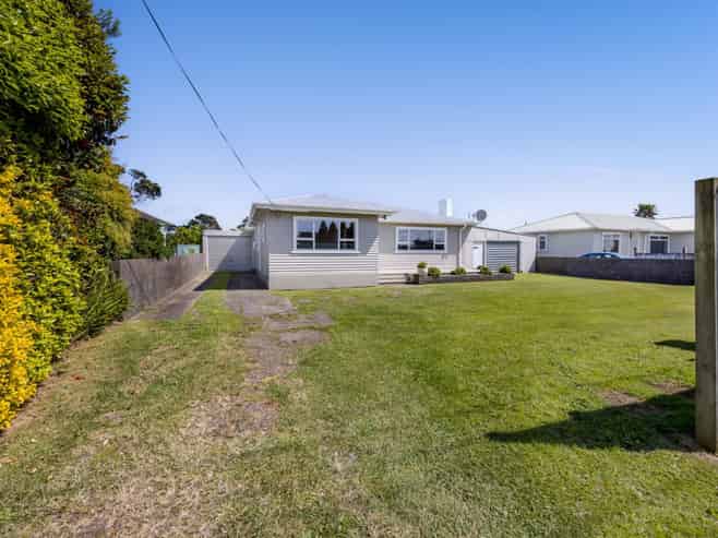 382 South Road, Omata