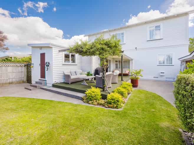 81 Vigor Brown Street, Napier South