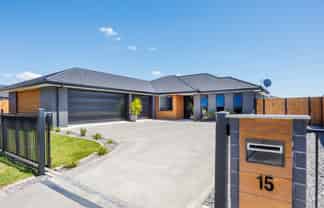 15 Atlantic Drive, Fitzherbert