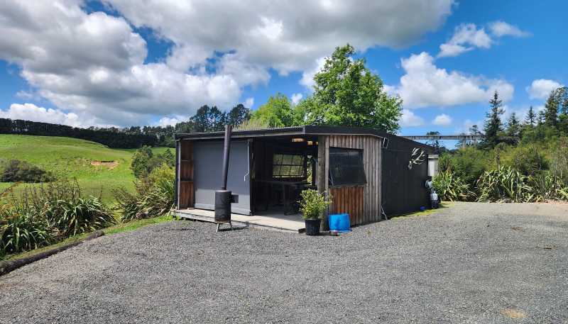 241 Work Road, Aongatete