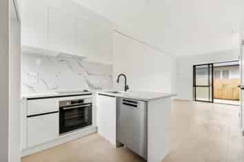 8/6 Williams Avenue, Pakuranga