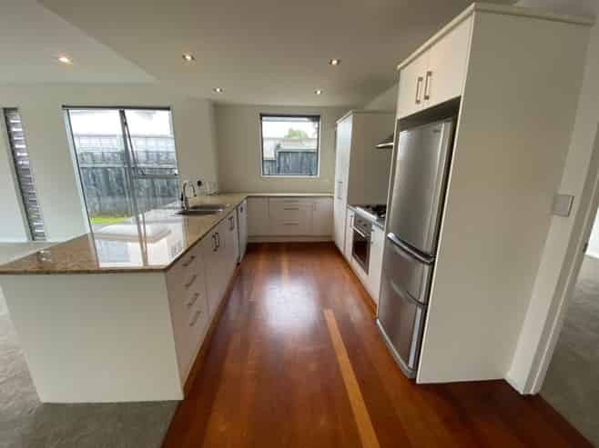 25c Walmsley Road, St Heliers