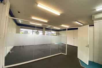 Prime Road Front Industrial Unit Avondale