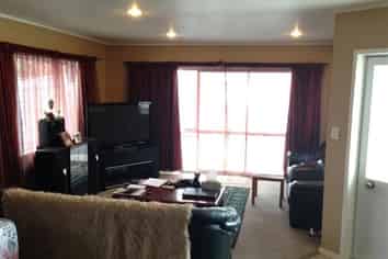 9a Wycliffe Street, Onekawa