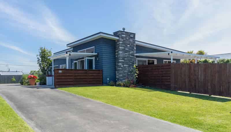 60 Andrew Street, Foxton Beach