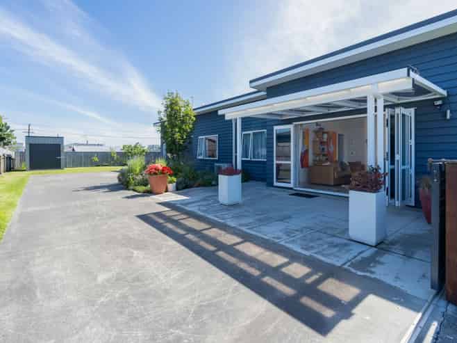 60 Andrew Street, Foxton Beach