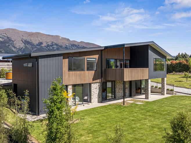 17 Sam John Place, Lake Hawea