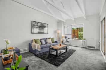 442C Stokes Valley Road, Stokes Valley