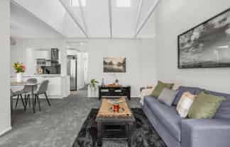 442C Stokes Valley Road, Stokes Valley