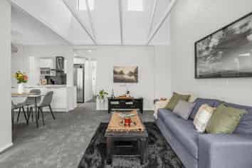 442C Stokes Valley Road, Stokes Valley