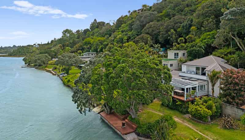 59 Pohutukawa Avenue, Shelly Park