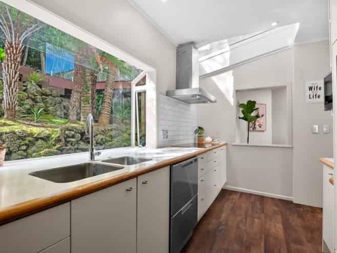 59 Pohutukawa Avenue, Shelly Park