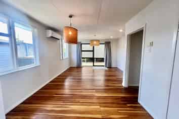 101 Hall Avenue, Favona