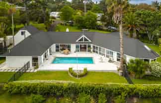 30 Bernard Magnus Lane, Greenhithe