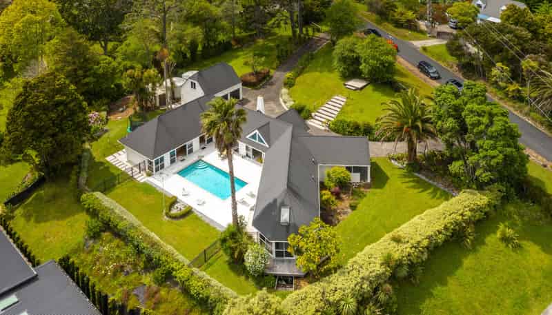 30 Bernard Magnus Lane, Greenhithe