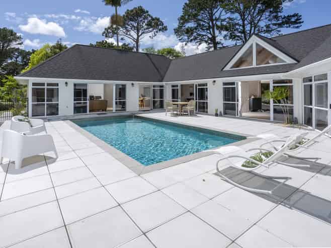 30 Bernard Magnus Lane, Greenhithe