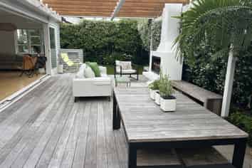 2/192 Queen Street, Northcote Point