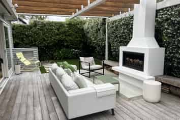 2/192 Queen Street, Northcote Point