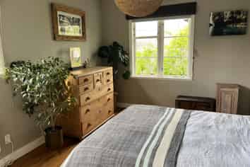 2/192 Queen Street, Northcote Point