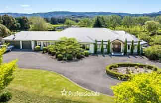 118 Colletts Road, Mangaroa