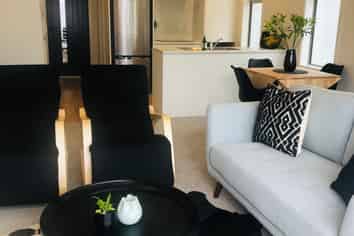 27 Barber Grove, Moera