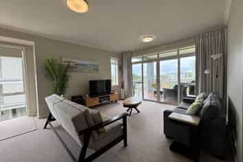 102 Landmark Terrace, Orewa