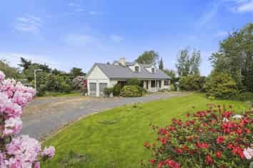 14 Poplar Road, Henley