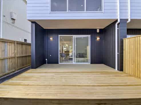 105 Tributary Parade, Karaka