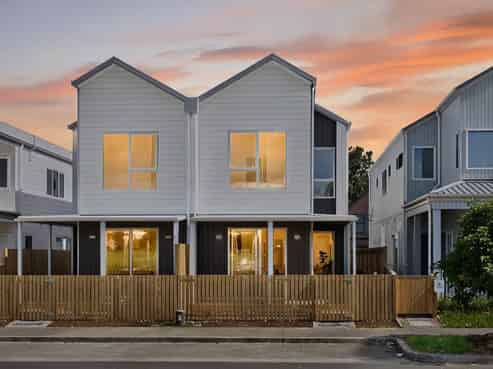 105 Tributary Parade, Karaka