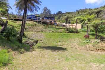 113 Collarbone Road, Thames