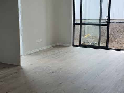 33 Red Hills Road, Massey