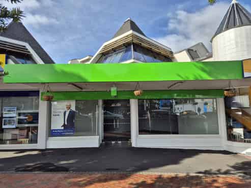 Lush village setting – 153sqm Titirangi tenancy