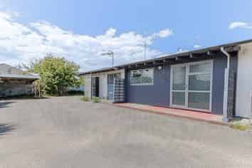 E/100 Bell Street, Whanganui