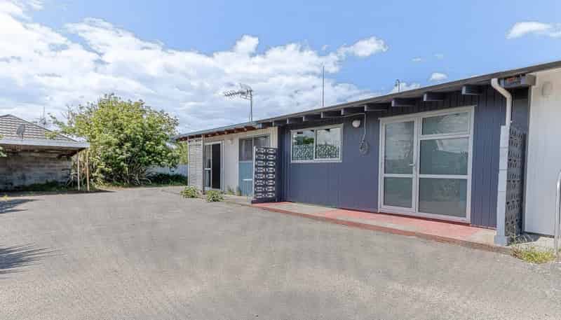 E/100 Bell Street, Whanganui