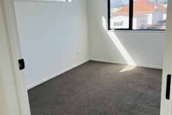 2/228 Shirley Rd , Papatoetoe