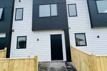 2/228 Shirley Rd , Papatoetoe