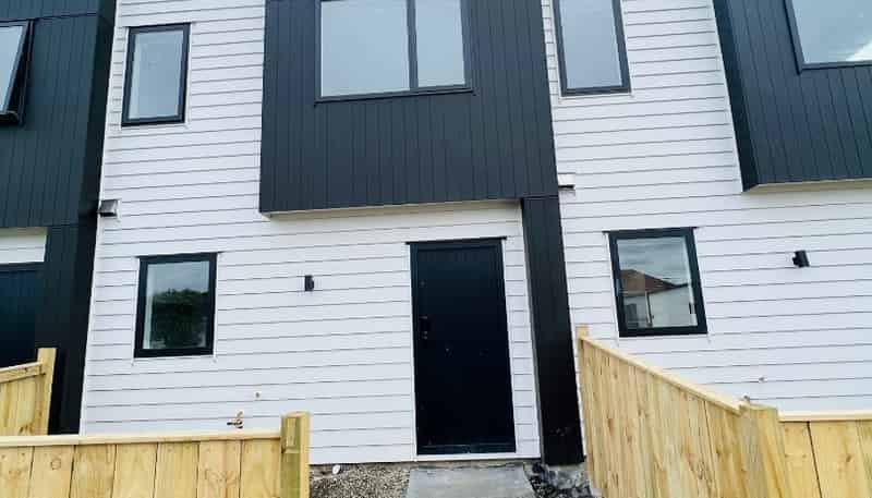 2/228 Shirley Rd , Papatoetoe