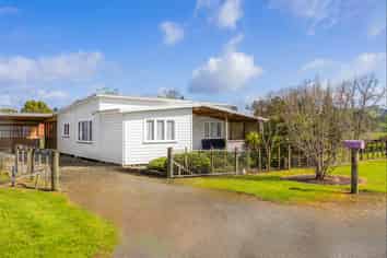 5 and 9 Phillips Street, Matiere