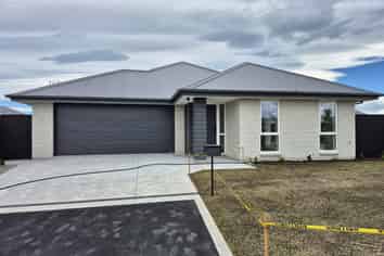 33 Sanders Way, Rolleston