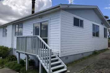 47B Edgecombe St, Newlands