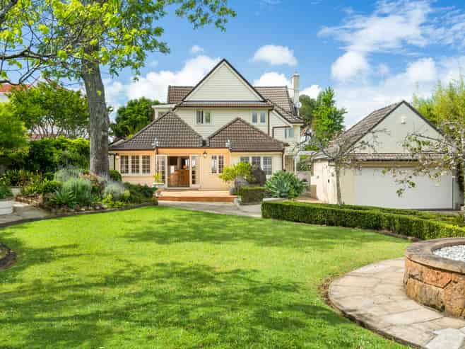 7 Marine Terrace, Bayswater