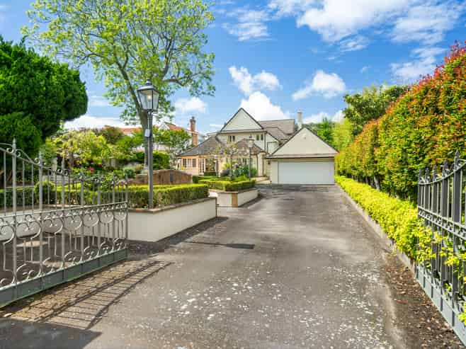 7 Marine Terrace, Bayswater