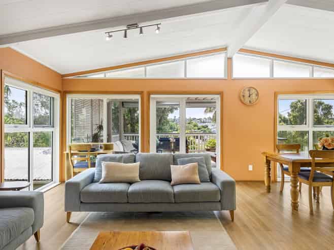 94 Saddleback Rise, Murrays Bay