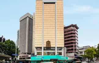 Prime Queen Street Offices – Multiple Levels Available