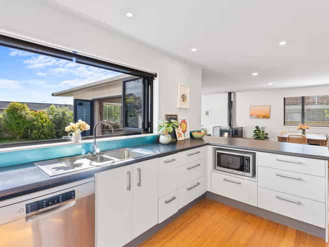 2 Matipo Street, WAIKANAE