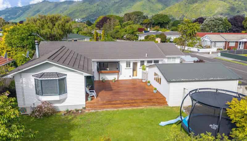 2 Matipo Street, WAIKANAE