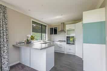 6 George Street, Bulls